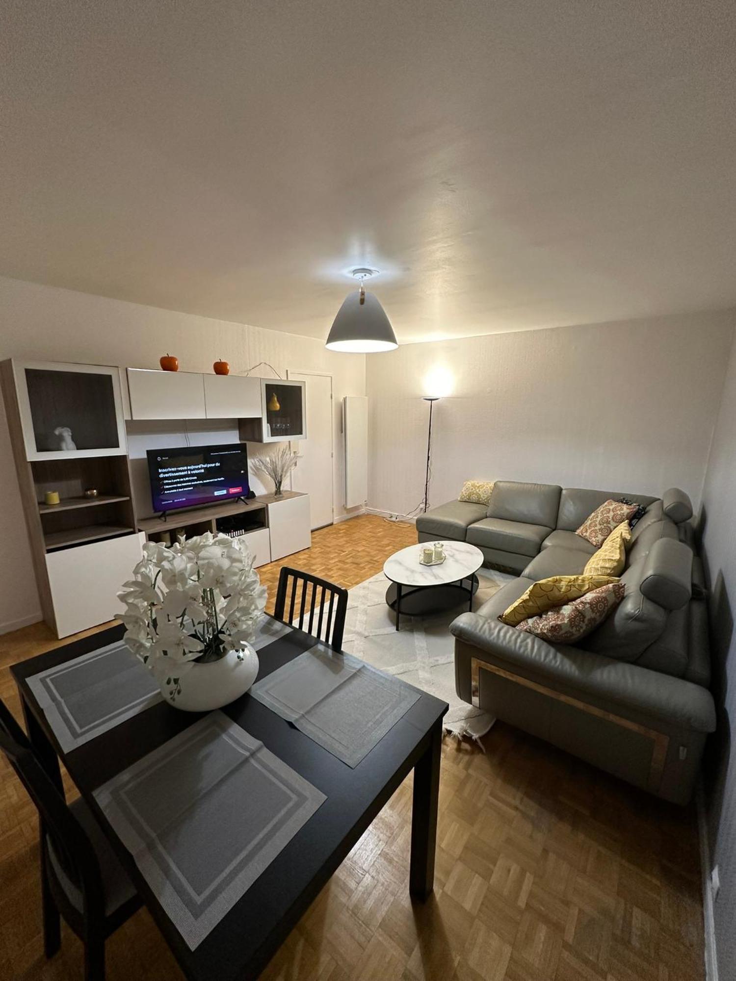 Appartement En Residence- Clichy Eksteriør billede